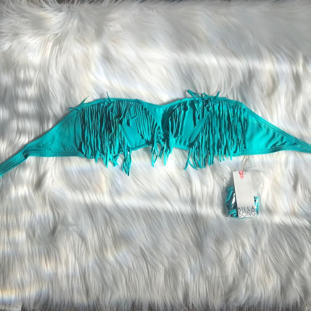 NWT Billabong bikini top